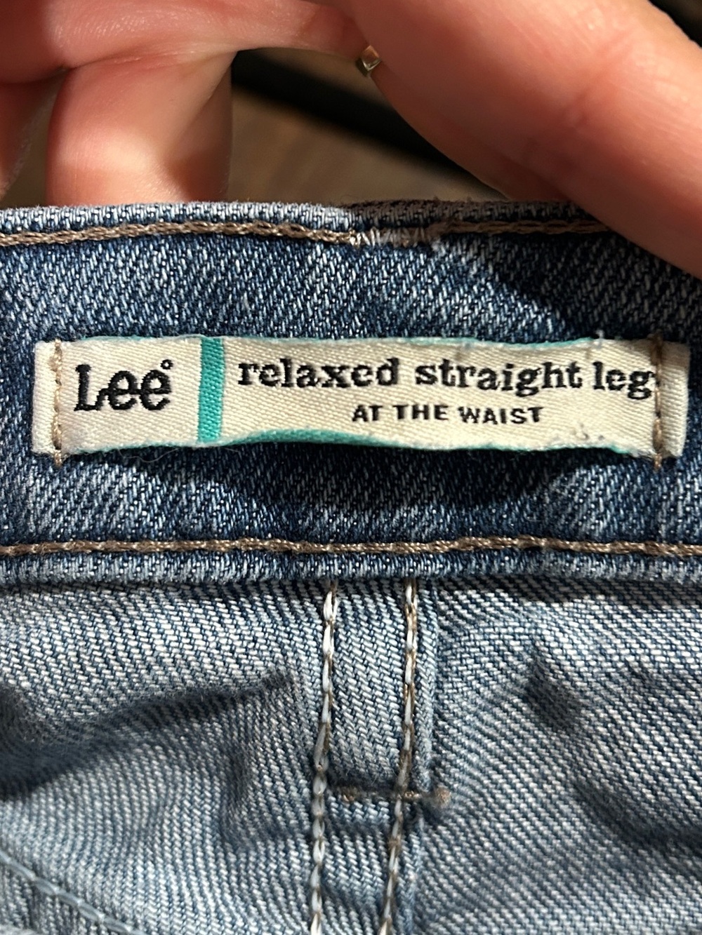 2 Woman’s Jeans, Dark Blue and Light Blue – Classic Straight Fit - Picture 5 of 6